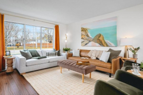 NEW Barlow by the Bay 3BR Townhome Downtown